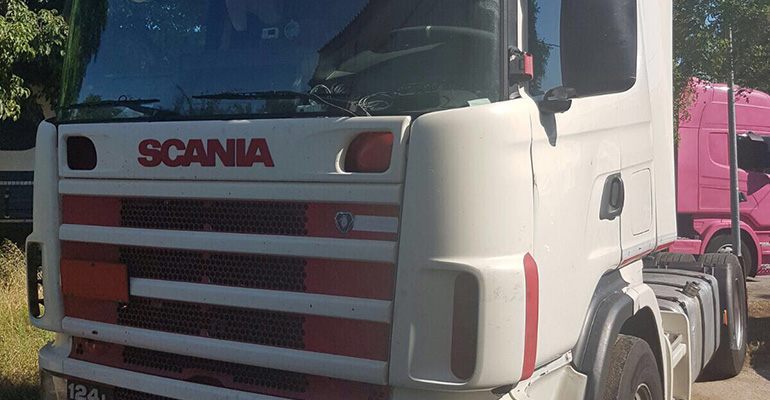 SCANIA 124L 420